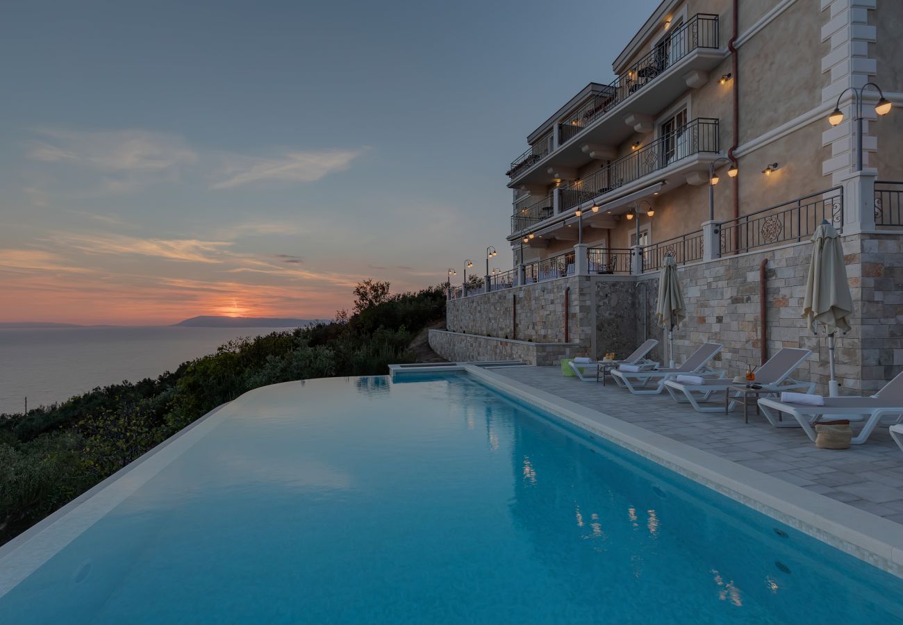 Zimmeranmietung in Podgora - Hotel Nature's Retreat, Deluxe Doppelzimmer mit Balkon und Meerblick