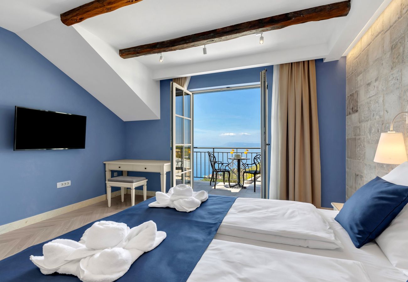 Zimmeranmietung in Podgora - Hotel Nature's Retreat, Deluxe Doppelzimmer mit Panorama Meerblick