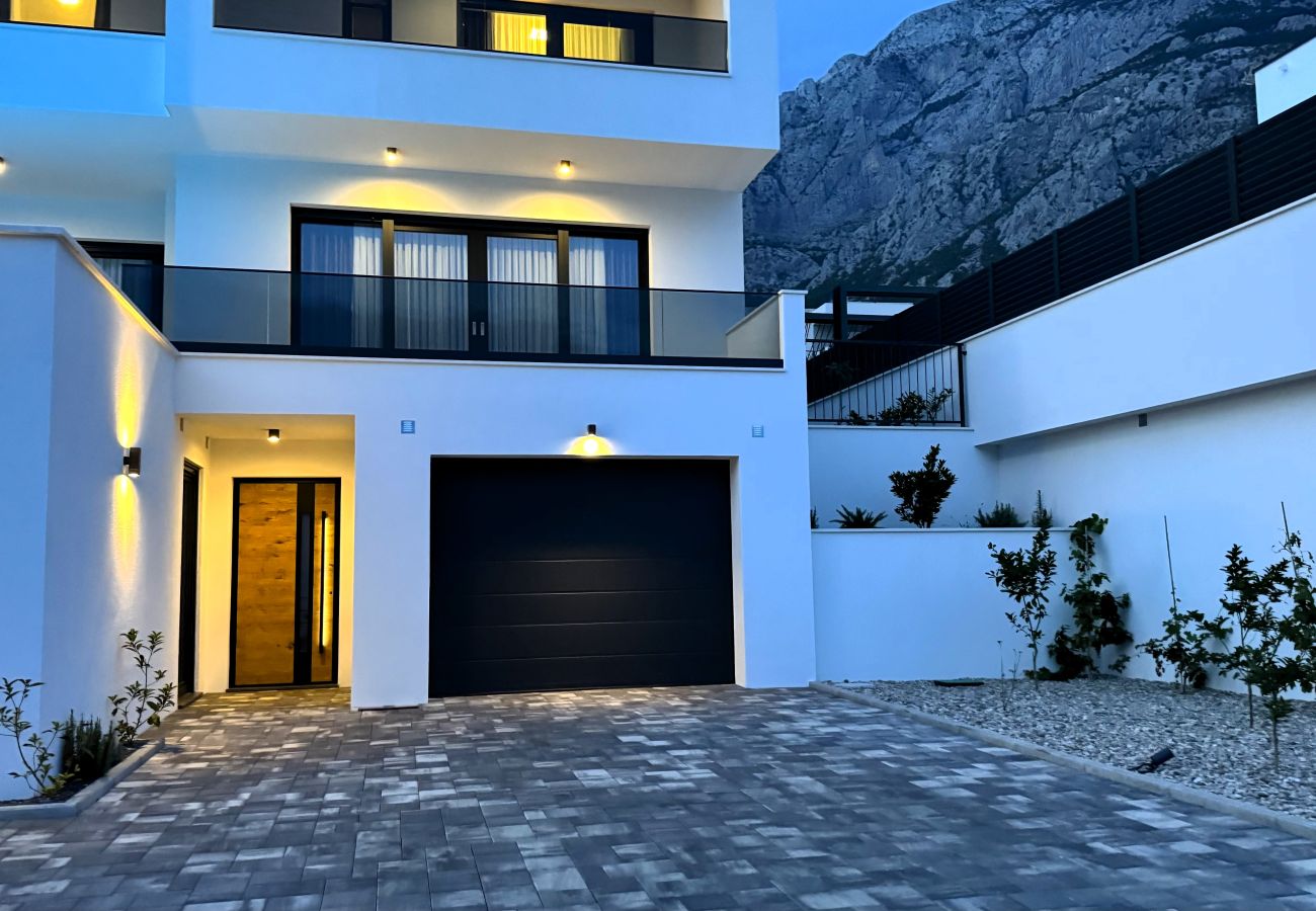 Villa in Makarska - NEW Villa Dado mit Pool, Meerblick